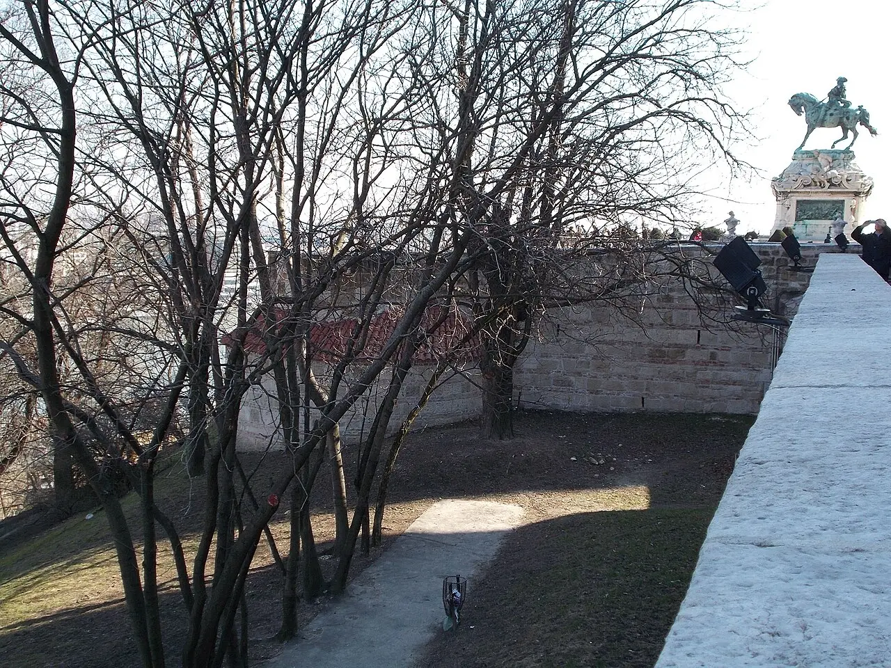 Buda Castle Gentle Terrace — a 2.16 km walking route along real pedestrian paths