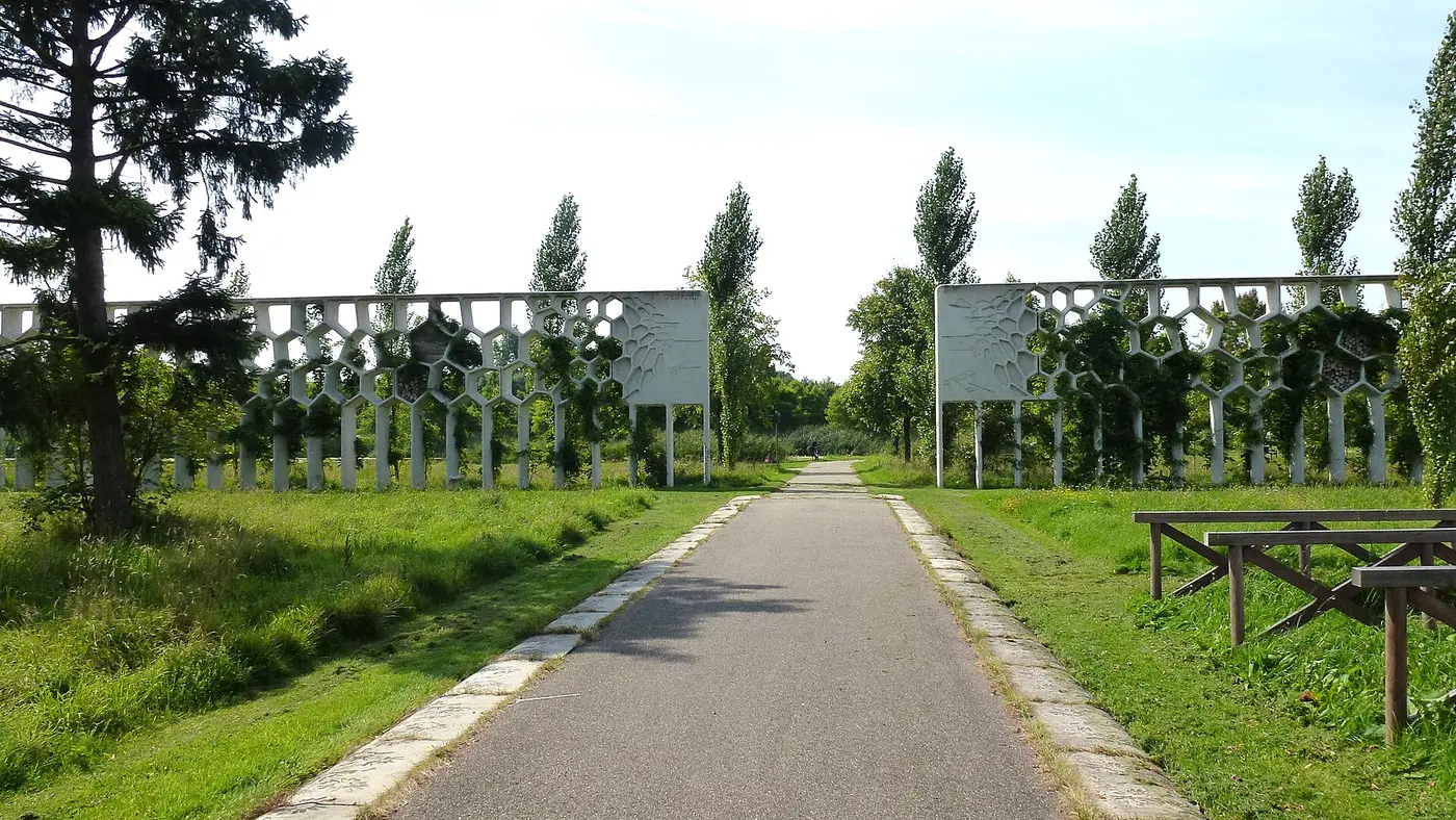 Máximapark Wide Sky Circle — a 3.89 km walking route along real pedestrian paths
