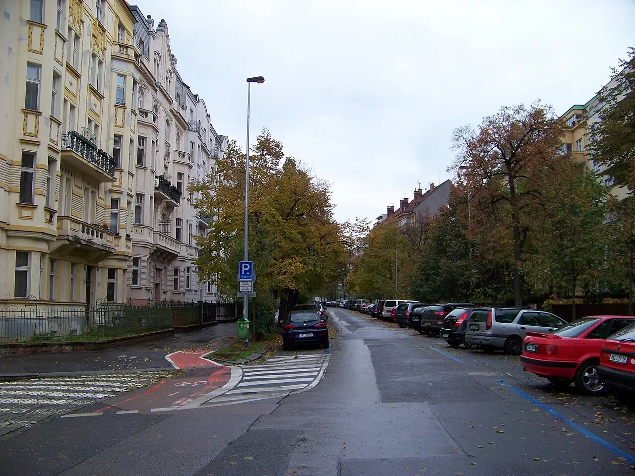 Stromovka Royal Park Full Loop — a 6.43 km walking route along real pedestrian paths