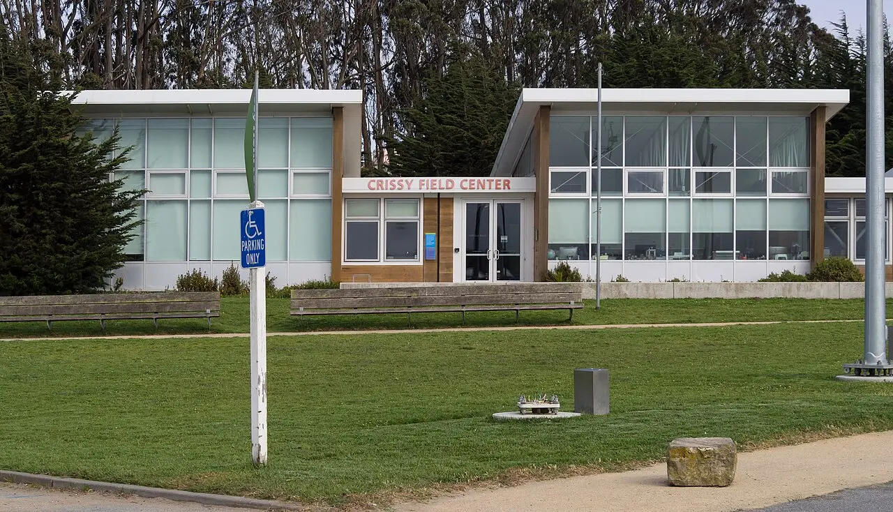 Crissy Field & Marina Waterfront — a 3.78 km walking route along real pedestrian paths