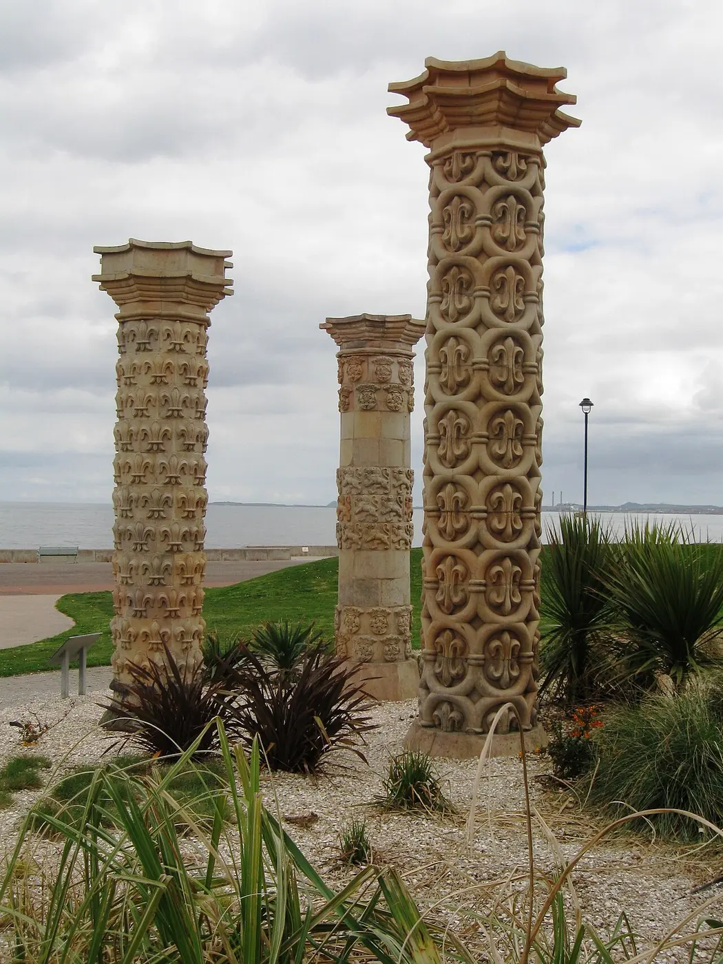 Portobello Promenade Beach Walk — a 2.73 km walking route along real pedestrian paths