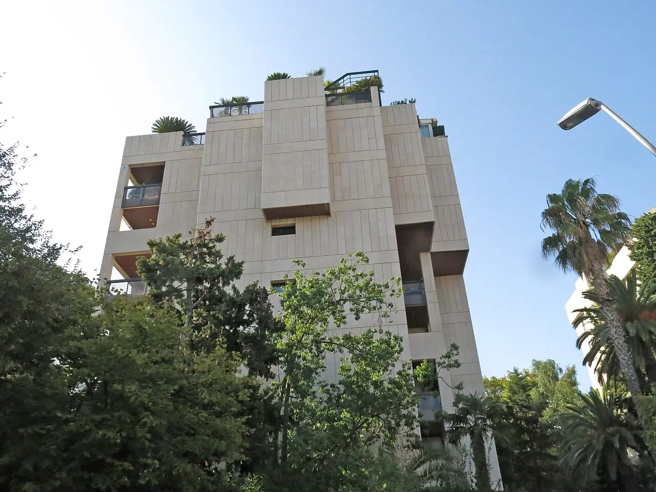 Collserola Forest Path to Tibidabo Ridge — a 7.58 km walking route along real pedestrian paths