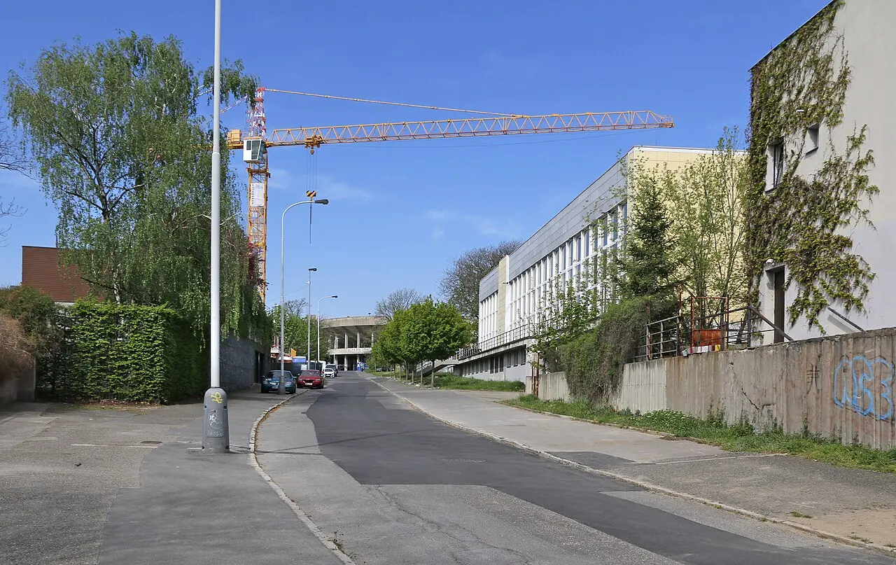 Petřín Hill Gentle Slopes — a 3.67 km walking route along real pedestrian paths